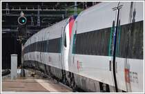 ICN Doppelpack bei der Ausfahrt aus Bellinzona. (14.05.2012)