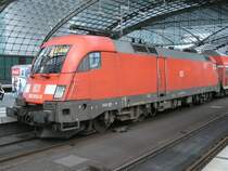 182 012,am 14.Juli 2012,im Berliner Hbf.
