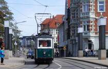 Sonderfahrt historischer Wagen 23 der Straenbahn Nordhausen, 1934 in Wismar gebaut, fotografiert auf der Brcke ber die Zorge in Nordhausen am 28.04.2012