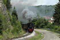 UEF 99 7203 auf der Strecke Amstetten( Wrtt. ) - Oppingen.  Alb-Bhnle  am 15.7.2012.