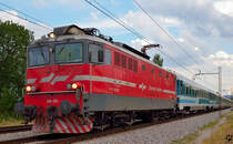 S 342-022 zieht  EC150 'Emona' durch Maribor-Tabor Richtung Wien. /11.7.2012