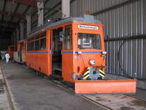Arbeitswagen Nr. 557, aufgenommen anllich des  Tages der offenen Tr  im Depot 12, dem Traditionsbereich der Rostock Straenbahn AG (RSAG), Rostock [19.09.2009]