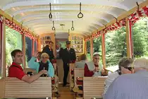 3 Tage vorher war ich hier noch am j�ten - heute geniesse ich mit weiteren Passagieren die �ffentliche Fahrt im BRB-Bistrowagen  Salon Rouge . Danke an Daniel Stauber f�rs Foto. 16. Juli 2012, 11:18