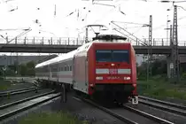 101 067-7 mit dem IC 1951 Kyffh�user aus Frankfurt am Main am 16.05.2012 bei der Einfahrt in Nordhausen