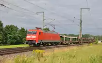 152 011 mit einer Leerwagengarnitur in Richtung Ansbach.Bild entstand in Oberdachstetten am 18.7.2012