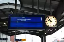 So sieht es aus, wenn die Zugzielanzeiger einmal ausfallen, so geschehen in Osnabr�ck Hbf am 18.07.2012