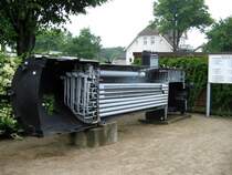 Alter Kessel von 99 2323 aufgeschnitten im Bhf K�hlungsborn ausgestellt, 16.06.06