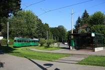 Basel Tw 465, Bw 1463, Rehhagstrasse Ecke Bruderholzallee, 24.07.2012.