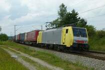 189 924 ist mit einem Containerzugam 30.07.2012 in Osterm�nchen
