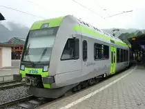bls - L�tschberger Triebzug RABe 535 106-9 im Bahnhof Zweisimmen am 21.07.2012