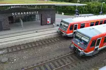 Kein Scherz: Dieses Foto wurde am 01. August 2012 geschossen. Aufgrund des vermehrten Ausfalls von Wagen der BR 648(LINT) werden auf unbestimmte Zeit wieder Wagen der BR 628 auf der Strecke L�beck - Puttgarden/- Neustadt und L�beck - Travem�nde eingesetzt, weshalb diese nun auch wieder - teilweise sogar in Dreifachtraktion - in Scharbeutz anzutreffen sind. Die verkehrenden Wagen geh�ren �brigens zu DB Regio RheinNeckar.