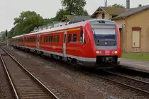 612 014 aus Halle/Saale kommend und mit Fahrziel Hannover am 09.06.2012 im Bf. Sandersleben.