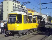 Berlin BVG SL 21 (T6A2) Michael-Br�ckner-Strasse / S-Bf Sch�neweide im Juli 2004.