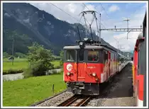 Die gut 70 j�hrigen De, wie hier 110 021-3 am IR2219, bespannen nach wie vor die IR zwischen Meiringen un Interlaken Ost. Die neuen Br�nigz�ge von Stadler sind allerdings im Anmarsch und werden die alten Loks ab 2013 ersetzen. (03.08.2012)