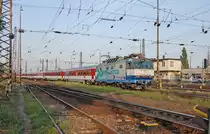 350 006-3 mit IC 504 „Tatran“ Ko�ice/Kaschau (13:33) – �ilina/Sillein – Bratislava hl. st./Pre�burg Hbf. (18:32) im Gleisvorfeld der Zielbahnhof; 06.08.2012