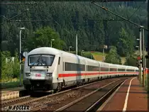 Der Metropolitan auf der R�ckfahrt nach Berlin am Abend des 26.7.2012 in F�rtschendorf. Schublok war 101 126