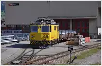 Fahrleitungsunterhalt Xmf 9917 in Landquart. (08.08.2012)