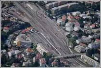 Abstellanlage und Freiverlad von SBB (linke Seite) und RhB (rechte Seite) in Chur. (09.08.2012)