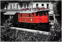 Impression der E-Lok 1245.518, welche mit Fotozug SGAG 17243 (Nettingsdorf - Spital am Pyhrn) im Bahnhof Windischgarsten steht.
8_2012