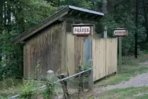 Historische WC - Anlagen, Haltestelle St.Veit a/d Triesting bei Berndorf. Aufgenommen im 8.Juni 2008