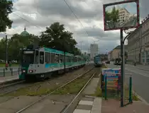 Wagen 153 & 253 als Linie 98, Marie Juchacz Stra�e - Bahnhof Pirschheide am Platz der Einheit. 09.08.2012