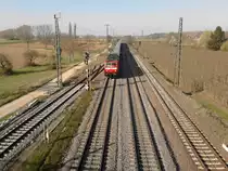 Am 02.04.2012 kam 120 134-2 mit IC2028 der ICE-Ersatzzug f�r ICE277 nach Basel. Hier ist die Fuhre kurz vor M�llheim (Baden).