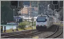 IC565 mit Re 460 003-7 durchf�hrt W�denswil ohne Halt. (20.08.2012)