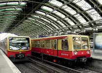 S-Bahnz�ge zweier Baureihen in  Berlin-Ostbahnhof , 21.8.2012