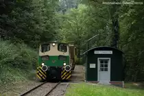 BEG D1 mit den Wagen 510 und 43 (Rollwagen) auf dem Weg von Burbrohl nach Brohl-L�tzing. Brohltalbahn am 15. August 2012.