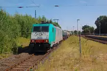 Nach dem die Cobra 2822 in Viersen umrangiert hat f�hrt sie in Richtung Venlo weiter. 23.8.2012