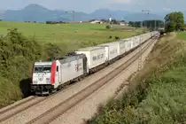 185 664-0 mit G�terzug von Salzburg Richtung Rosenheim, aufgenommen bei Stra� am 05.08.2012