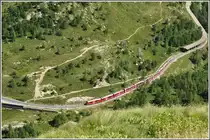 R1656 zwischen Alp Gr�m und Ospizio Bernina. (11.08.2012)