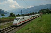 Wem  �berlingen  zum Modellnachbau zu komplex erscheint, dem sei  Faulensee  empfohlen, sogar ICE verkehren hier.
ICE 376 auf dem Weg von Interlaken nach Hamburg. 
20. August 2012