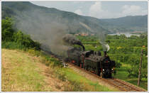 IGE-Eisenbahn Romantik �sterreich Rundfahrt am 22.8.2012 von Wien �ber Siegmundsherberg nach Aggsbach Markt und wieder retour nach Wien, ab Siegmundsherberg bis Aggsbach Markt und retour bis D�rnstein Oberloiben mit 93.1420 und 93.1421 bespannt, aufgenommen in Schwallenbach in der Wachau kurz vor dem Zielbahnhof.