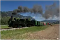 Auf der Murtalbahn, fahren die beiden STLB Dampfloks BH1 und U11, mit dem IGE Sonderzug von Unzmarkt nach Murau. 
Frojach 20.8.2012