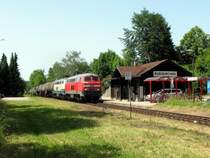 217 020 und 217 014 mit CSQ 47769 in Burgkirchen (19.06.2006)