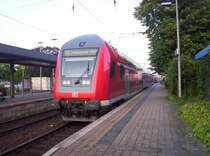 Ein 765.5 am Ende des RE´s aus Nordeich. Dieser Zug f�hrt jetzt weiter nach Hanover Hbf. 08.07.2006