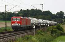 143 864 MEG 606 + 143 344 MEG 605 vor Ganzzug Silowagen Richtung Regensburg, KBS 880 N�rnberg - Passau, fotografiert bei Edlhausen am 04.08.2010