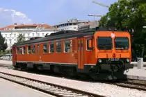 Triebwagen 7122 027 in Bahnhof Split am 05.08.2009