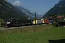 ES 65 F4-113 und ES 64 F4-095 fahren am 25.7.12 von Erstfeld Richtung G�schenen, hier bei Silenen.