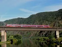 Eisenbahnbr�cke �ber die Mosel entlang der KBS690 verbindet Neef und Ediger-Eller; (RB12215); 120823