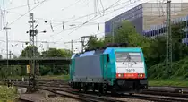 Die Cobra 2827 kommt als Lokzug aus Belgien und f�hrt in Aachen-West bei Sonne am 1.9.2012.