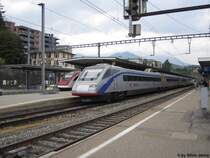 Eine kleine Sensation am 24.8.2012 in Lugano, mit ''nur'' 2 Minuten Verps�tung (was eigentlich als p�nktlich gilt) verl�sst der ETR 470 005 Lugano als EC 21 Milano Centrale. Dahinter ist der RABDe 500 005-4 ''Heinrich Pestalozzi'' zu sehen, der als Vorl�ufer zum EC nach Lugano fuhr.