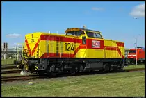 Hybridlok 124 der MEG steht am 1.9.2012 auf der Fahrzeugausstellung der Leunawerke anl�sslich des Tags der offenen T�r. Bei der Maschine handelt es sich um die umgebaute 298 094-4.
