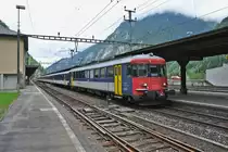 Zur Entlastung des IR 2188 wurde heute ein Extrazug G�schenen-Z�rich eingesetzt. Der Entlastungszug (30188) bestand aus einem 8-teiligem Doppel RBe Pendel (diese Z�ge werden normalerweise f�r Zusatz S-Bahnen in der Region Z�rich eingesetz, jedoch nicht mehr lange). Der Zug erreicht soeben als Dienstzug aus Z�rich den Bahnhof G�schenen, vorne im Bild ist der RBe 540 045-2, 02.09.2012.