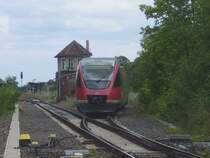 Am Wochenende wird die Eistalbahn von Ausfugszgen mit der BR643 befahren,die Strecke wurde 2001 nach Stilllegung wieder befahren.Hier bernimmt 643 005 die Aufgabe den Zug nach Hochspeyer zu bringen.