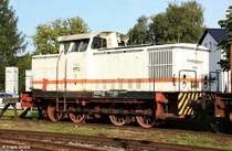 V 60 D der Fels Werke GmbH Lok D/02, vom Lokomotivbau Elektrotechnische Werke Hans Beimler ( LEW ) Henningsdorf 1977 mit der Nr. 15582
 gebaut, abgestellt bei der MaLoWa Bahnwerkstatt GmbH, fotografiert im Bhf. Benndorf am 03.08.2012