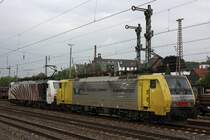 MRCE Dispolok/Lokomotion ES 64 F4-903/189 903 am 1.6.12 mit Lokomotion 189 904 in D�sseldorf-Rath.