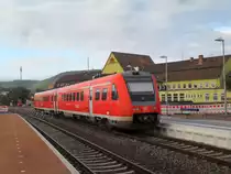 Bad Kreuznach, 15.09.2012, 08:28. Der RE3 nach Saarbr�cken Hbfin der Kulisse der Umbauarbeiten des Kreuznacher Bahnhofs. Der Zug wird wochentags in den Tagesrandzeiten gew�hnlicherweise mit 4 Einheiten 612 gebildet, auch eine Ganitur 643(2x) wird eingesetzt, die wird auf dem RE 3331 f�hrt, der um 09:33 in Kreuznach nach Mainz abf�hrt.