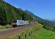 186 287 + 186 281 mit einem KLV am 08.09.2012 unterwegs bei Penk.